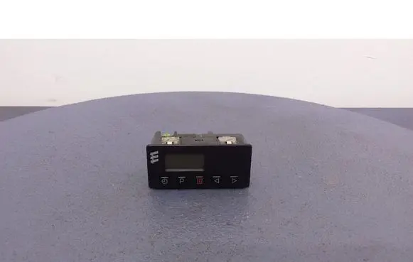 Iveco Daily 3rd gen Climate control unit 8EU007696-01