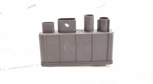 BMW X1 F48 F49 Power management control unit 8647841