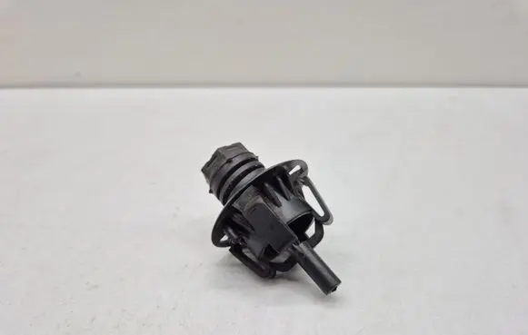 Mercedes-Benz Sprinter W906 Other engine bay part A0009989640