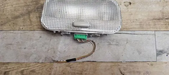 Citroen C5 Rear seat light