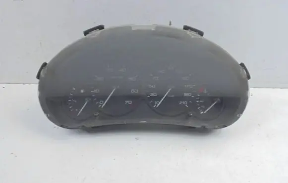 Peugeot Partner Speedometer (instrument cluster) 9659364180