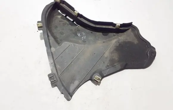 BMW 5 G30 G31 Engine splash shield/under tray 7478704