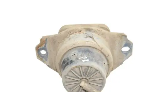Land Rover Discovery 4 - LR4 Engine mount bracket AH226A003BA