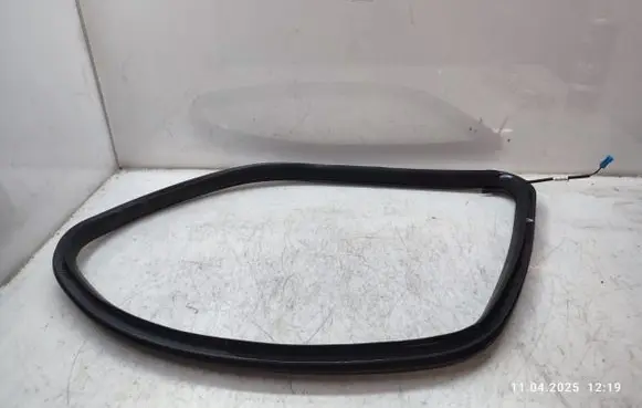 Mercedes-Benz GL X166 Rear side glass trim A1666700139