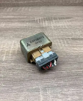 Mitsubishi Carisma Other control units/modules E8T08473 5Y07