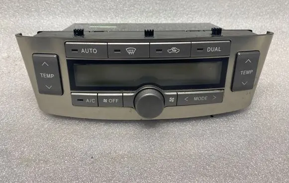 Toyota Avensis T250 Climate control unit 5590005160 MB1465700792