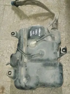 Renault Trafic III (X82) AdBlue liquid reservoir 04440400Q4 93459932