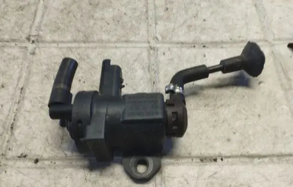 Peugeot 807 Turbo solenoid valve 9635704380 0928400414
