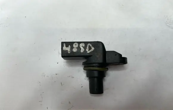 BMW 3 E46 Camshaft position sensor 2249320