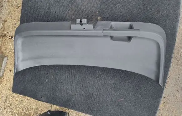 Renault Clio V Tailgate trim 909008584 849662108R