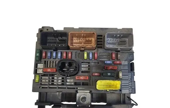 Citroen C5 BSM Control unit 9675877980 BSMR02