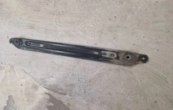 Peugeot 3008 I Bottom radiator support slam panel 550751