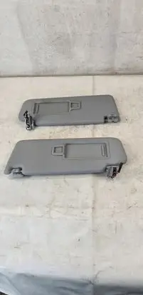 Audi A4 S4 B9 Sun visor 8W0857551
