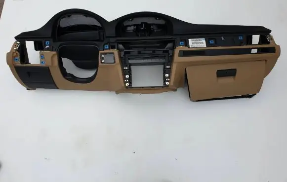 BMW M3 e92 Dashboard 8037557 08B185RB1027Z TT8037557