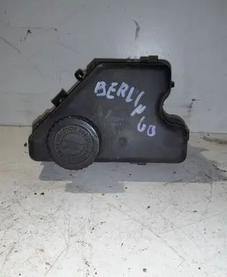 Citroen Berlingo Power steering fluid tank/reservoir