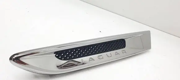 Jaguar F-Pace Front arch trim