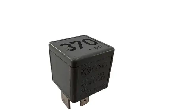 Audi A6 S6 C6 4F Other relay 8D0951253 V23134J52X300 V23134523300