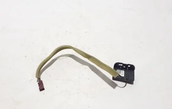 Renault Express Aerial GPS antenna 282124064R