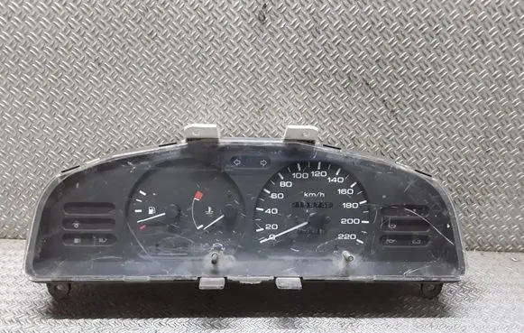 Nissan Sunny Speedometer (instrument cluster)