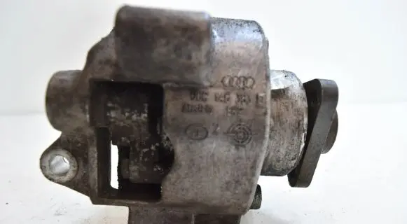 Audi A4 S4 B7 8E 8H Power steering pump 8E0145155F 06C145383C