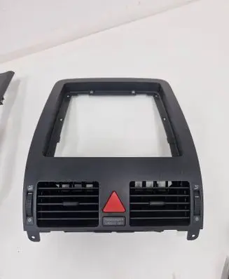 Volkswagen Touran I Dash center air vent grill 1T1819728B