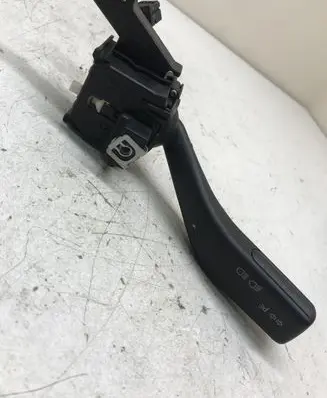 Volkswagen Golf V Indicator stalk 1K0953513
