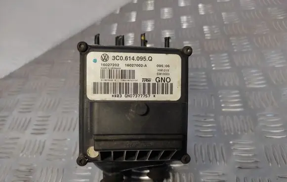 Volkswagen PASSAT B6 ABS Pump 3C0614095Q F01010677DEY