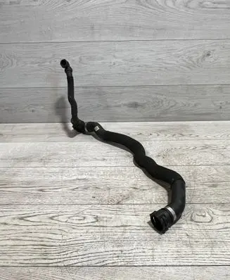BMW 5 G30 G31 G38 Engine coolant pipe/hose 857323308 9299619