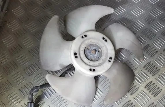 Mitsubishi Carisma Radiator cooling fan shroud SSA431B181 MITSUBA7827