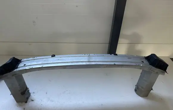 Opel Zafira C Front bumper cross member