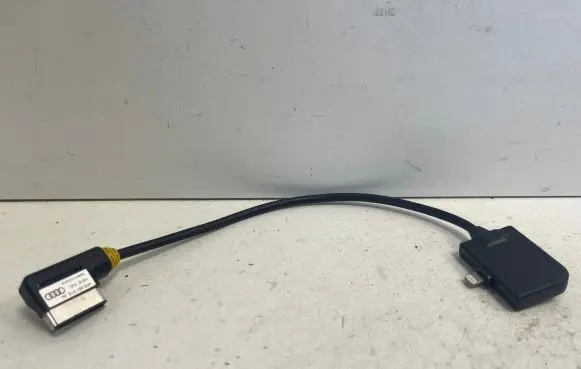 Audi A7 S7 4G USB socket connector 4F0051510AL 1816