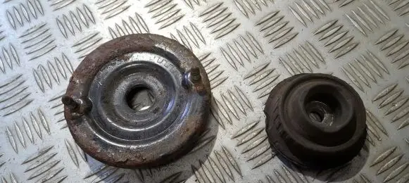 Audi A4 S4 B5 8D Coil spring mount 4d041237f