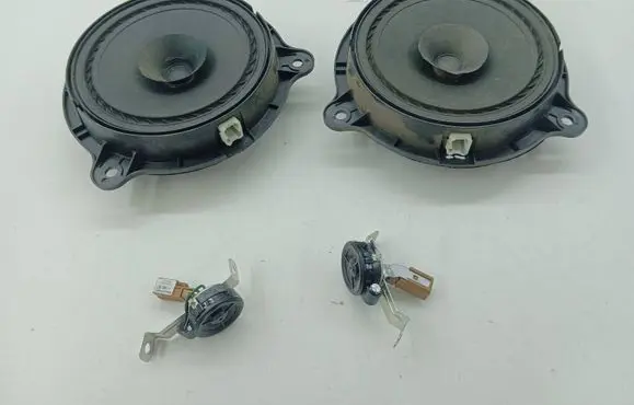 Nissan X-Trail T31 Audio system kit 28156EU00A 28149JG000