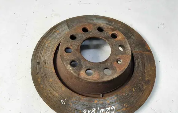 Volkswagen PASSAT B7 Rear brake disc