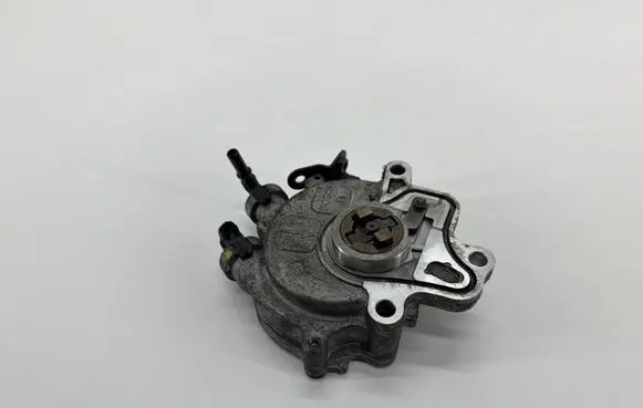 Jaguar XF X250 Vacuum pump 4R8Q2A451AF