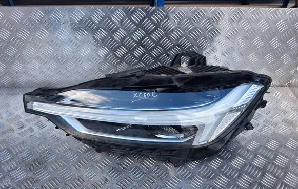 Volvo XC60 Dash center air vent grill 40000012191136 31420417 07121700