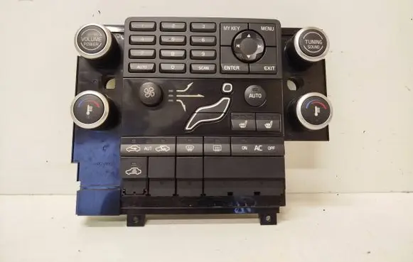 Volvo V70 Climate control unit 30782281