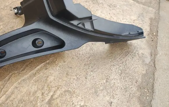 BMW X6 E71 (A) pillar trim 669801
