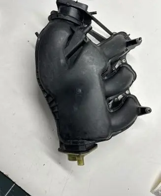 Toyota Sienna XL30 III Intake manifold 171330P050