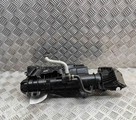 Mercedes-Benz CLA C117 X117 W117 Intake manifold A2701420115
