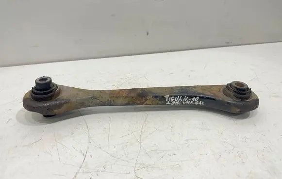 Volkswagen Tiguan Rear control arm
