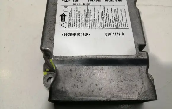 Skoda Octavia Mk2 (1Z) Airbag control unit/module 1K0909605AA