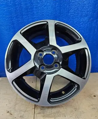 Renault Twingo III R15 alloy rim 