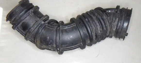 Ford Transit Air intake hose/pipe 2C119C623AD