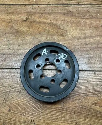 Volkswagen PASSAT B6 Power steering pump pulley 038145255D