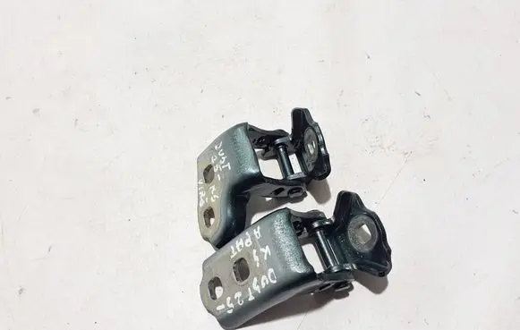 Dacia Duster Rear door upper hinge 804003380R
