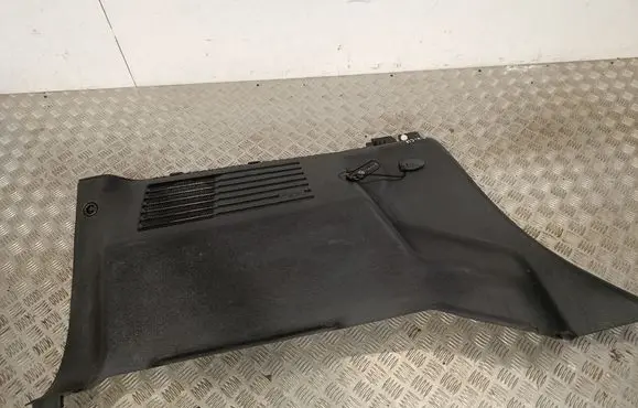 Hummer H3 Trunk/boot lower side trim panel 00033174