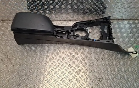 BMW 1 F20 F21 Center console S26372681 9230143