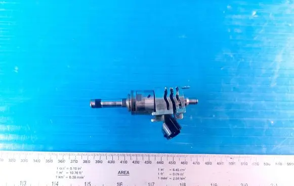 Toyota Sienna XL40 IV Fuel injector 23250F0010 AN3063 08F2208776