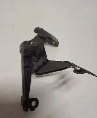 BMW X3 F25 Fender mounting bracket 758061120A